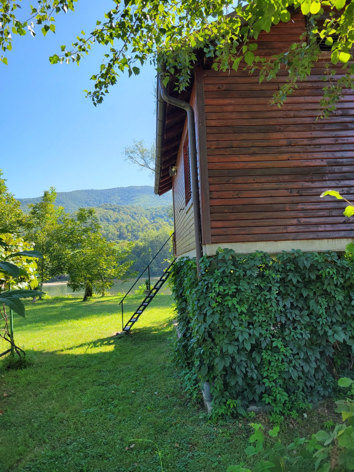 Pogled sa kapije